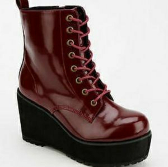 Red platform combat boots - Picture 2 of 4